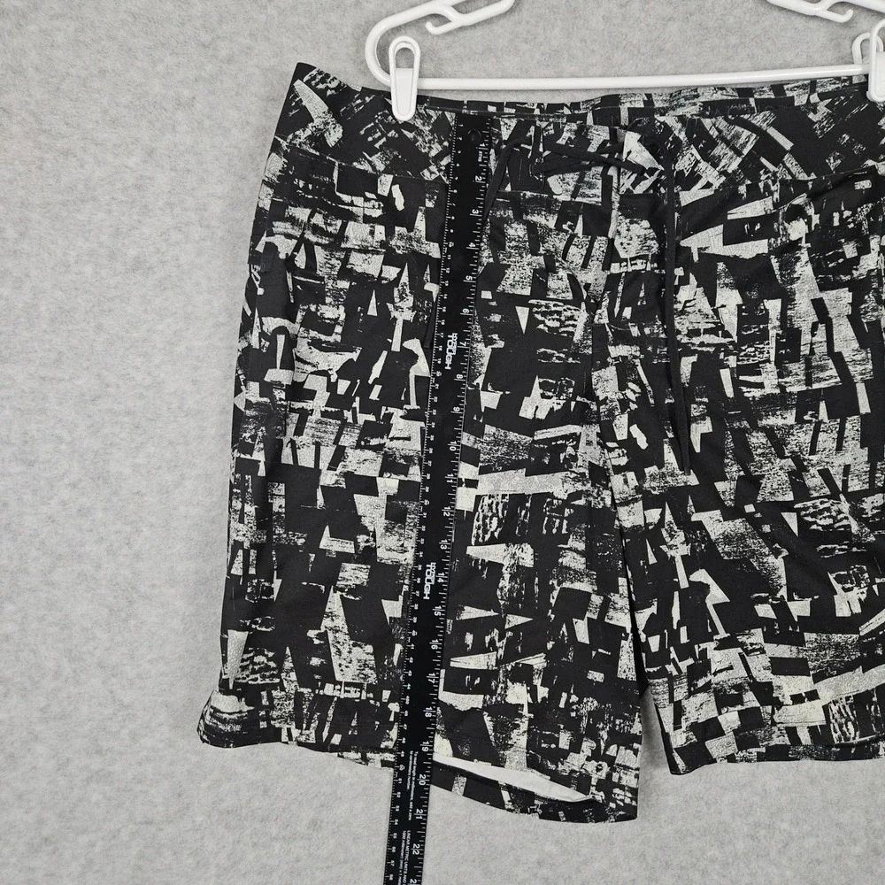 lululemon athletica any flaws